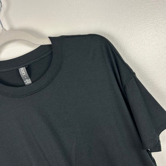 Vuori Black Cropped Short Sleeved T-Shirt Athletic Wear Women’s Activewear Small - Picture 2 of 5